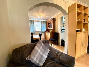 Dining Room- click for photo gallery